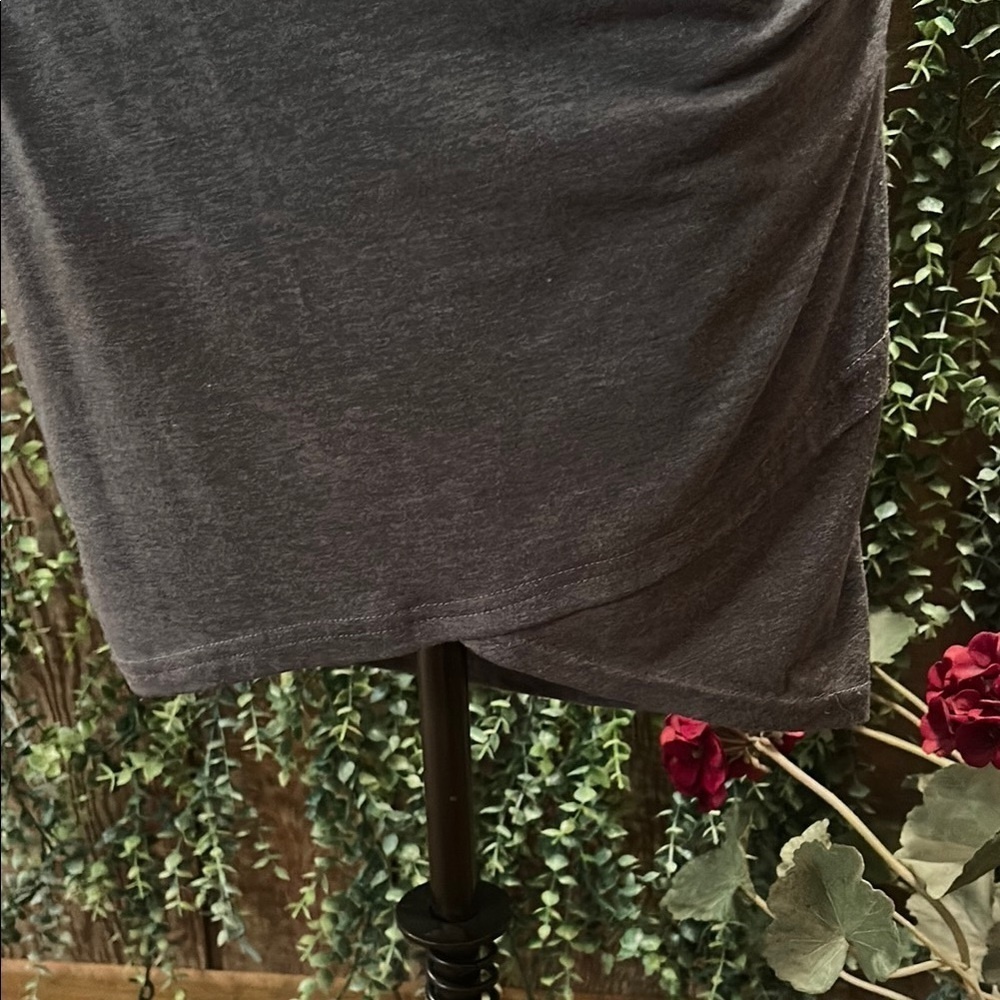 Gray Sleeveless Dress - Picture 3 of 3